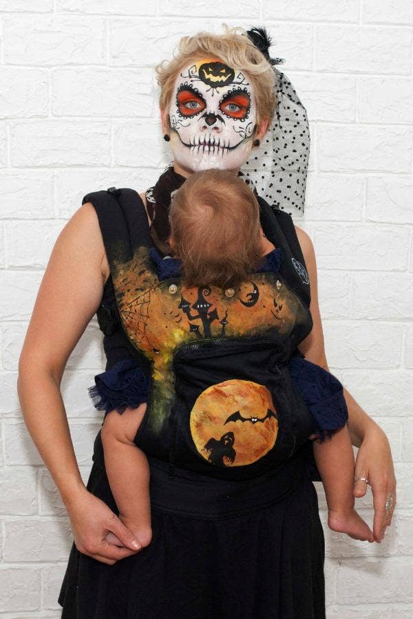 Ergo baby carrier outlet halloween costumes